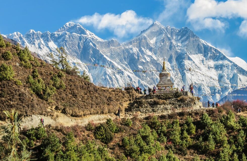 The trail to Base Camp